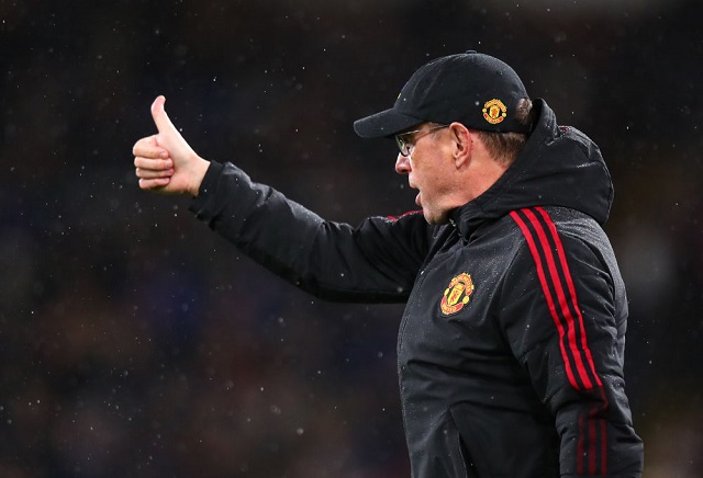 Top 4 Betting Odds: Manchester United lose ground at Turf Moor