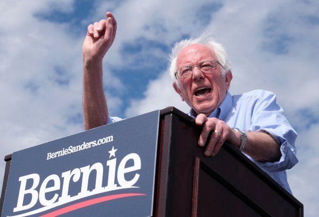 Bernie Sanders set for landslide victory in key primaries - but bookies still make Trump strong favourite