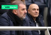 Who is the favourite to sign Garnacho, Tottenham or Chelsea?