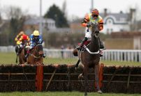 Might Bite wins a dramatic RSA Chase in photo finish
