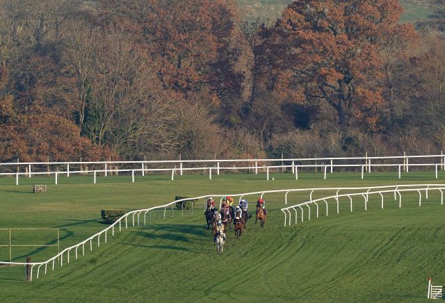 When do bookies think horse racing will return in the UK?