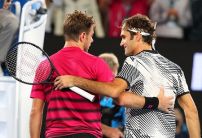 Federer defeats Wawrinka to reach Australian Open final