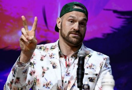Tyson Fury vs Deontay Wilder: Date, UK Start Time, TV Channel, Undercard & Odds