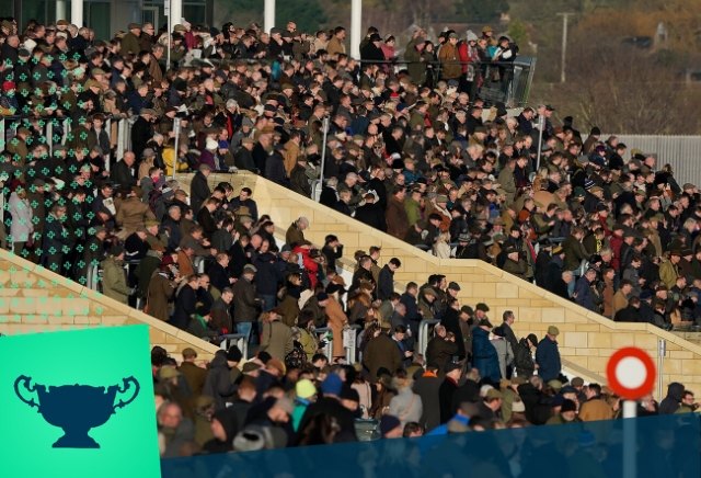 '80% chance' Cheltenham Festival now goes AHEAD amid Coronavirus concerns