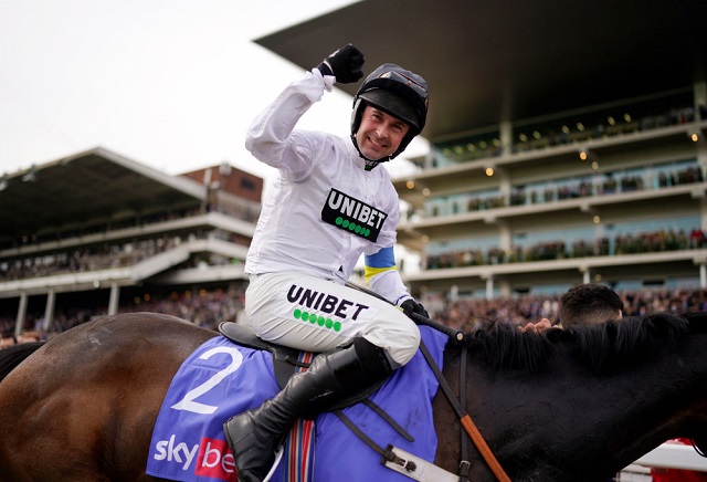 Andy Holding's Supreme Novices' Hurdle Ante-Post Tips
