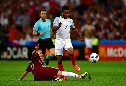 Robbie Fowler: Sterling's final ball has long been an issue