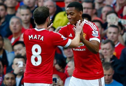 United can cash in on porous Everton defence