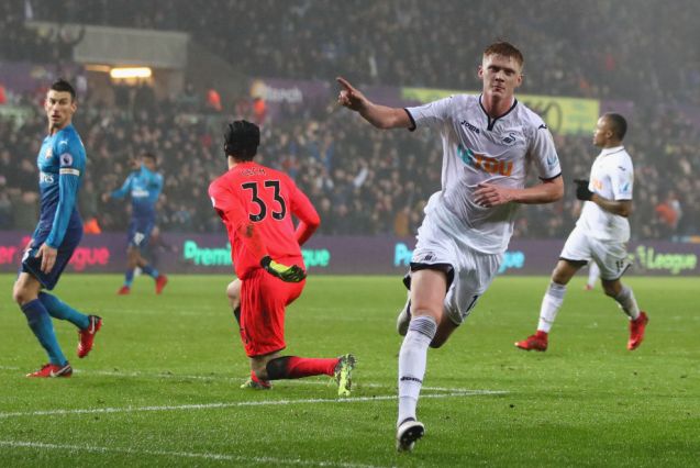 Huddersfield v Swansea Betting Tips & Preview