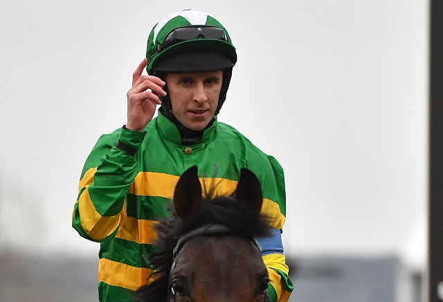 Aintree Juvenile Hurdle Tips, Trends & Runners