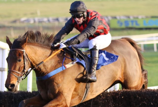 Burning Ambition becoming favourite for Foxhunters Chase despite Punchestown defeat