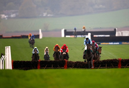 Andy Holding's Monday Racing Tips | Oddschecker