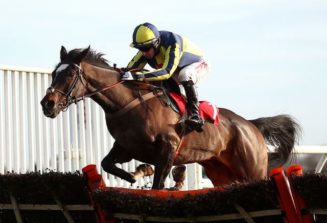 If The Cap Fits out of the Supreme Novices Hurdle, Kalashnikov profits