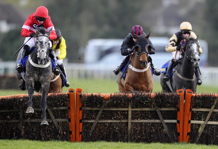 Andy Holding's Monday Racing Tips 