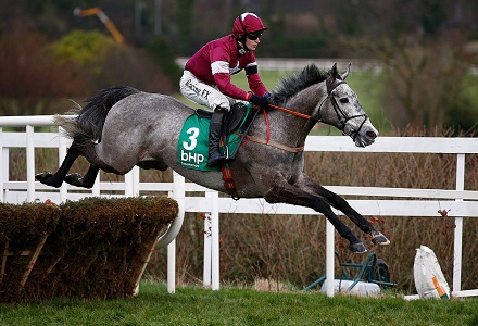 Slick Petit Mouchoir shortened for Arkle after chase debut