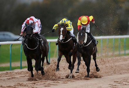 Andy Holding's Wednesday Racing Tips