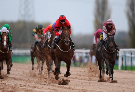 Andy Holding's Monday Racing Tips