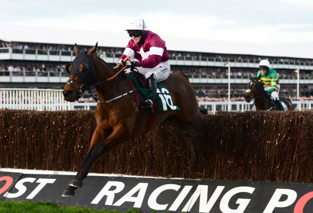 Tiger Roll closing in on ante-post favourite spot for Grand National