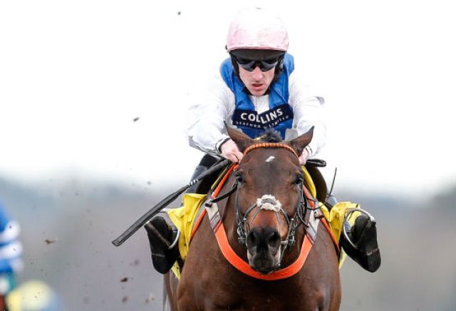 Andy Holding's Monday Racing Tips