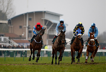 UK Horse Racing Tips: Warwick