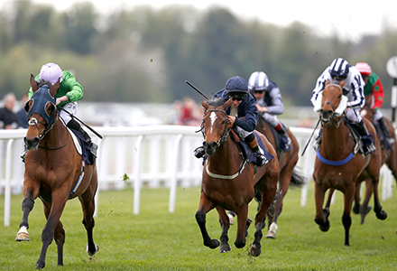 Andy Holding's Monday Racing Tips