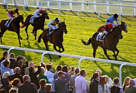 Andy Holding's Monday Racing Tips
